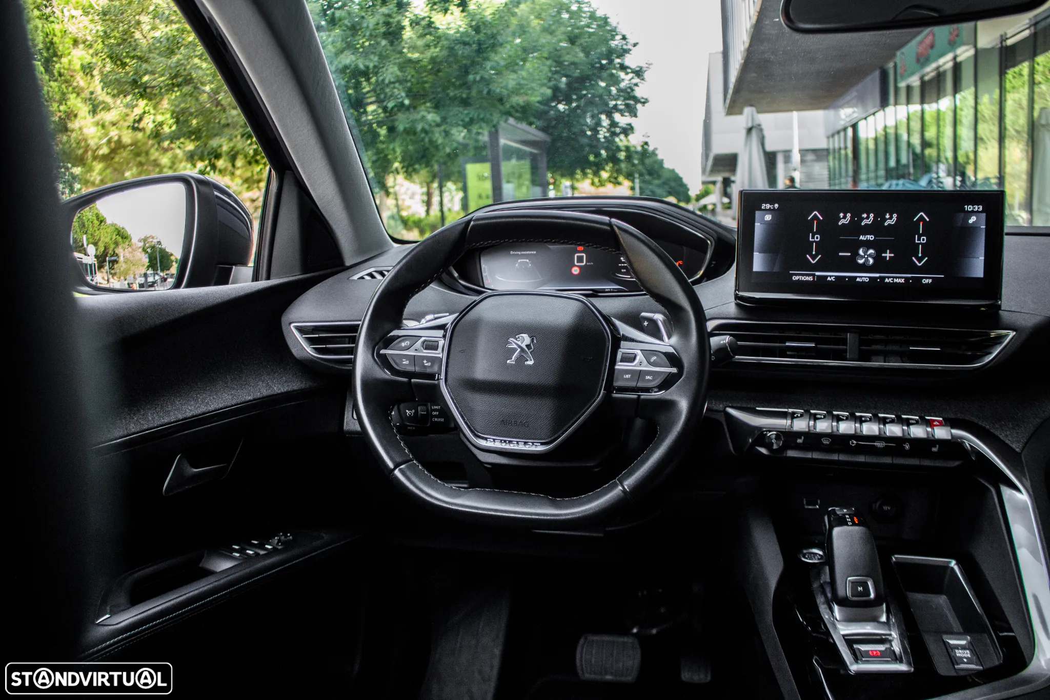 Peugeot 5008 1.5 BlueHDi Allure EAT8 - 38