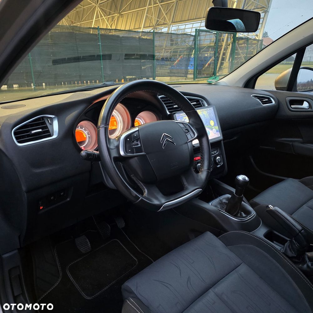 Citroën C4 VTi 120 Exclusive - 20
