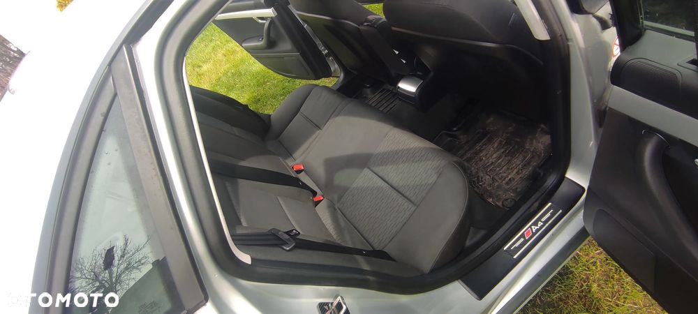 Audi A4 Limousine 2.0 T FSI quattro - 20