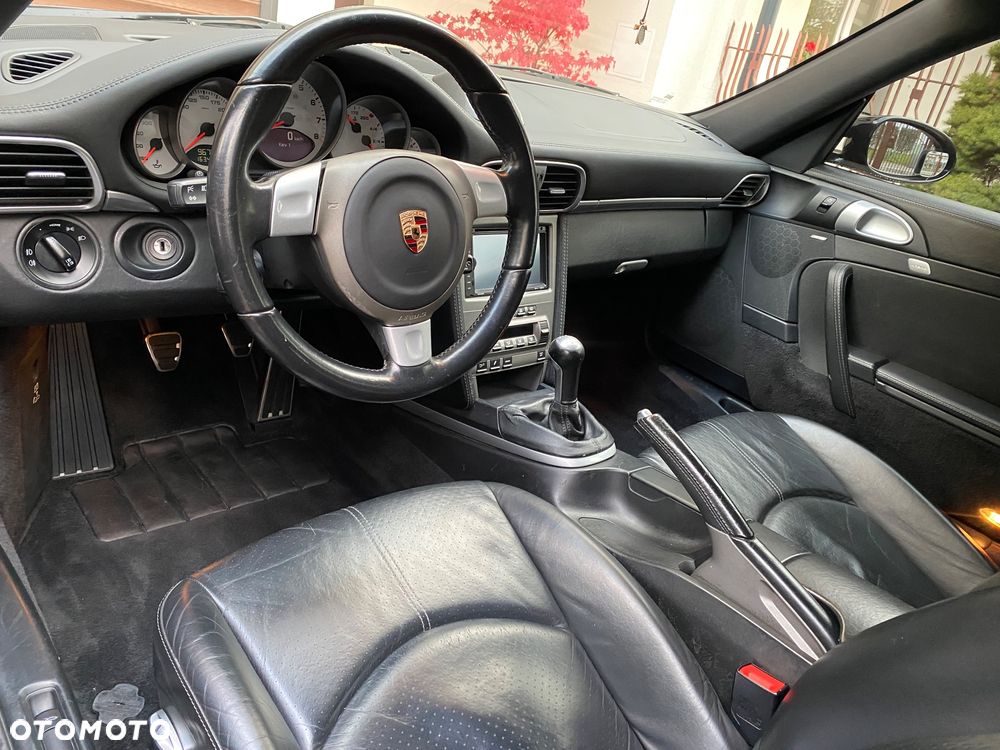 Porsche 911 Carrera S - 3