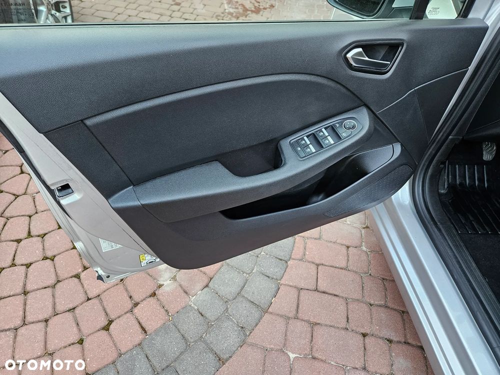 Renault Clio 1.0 TCe Zen - 8