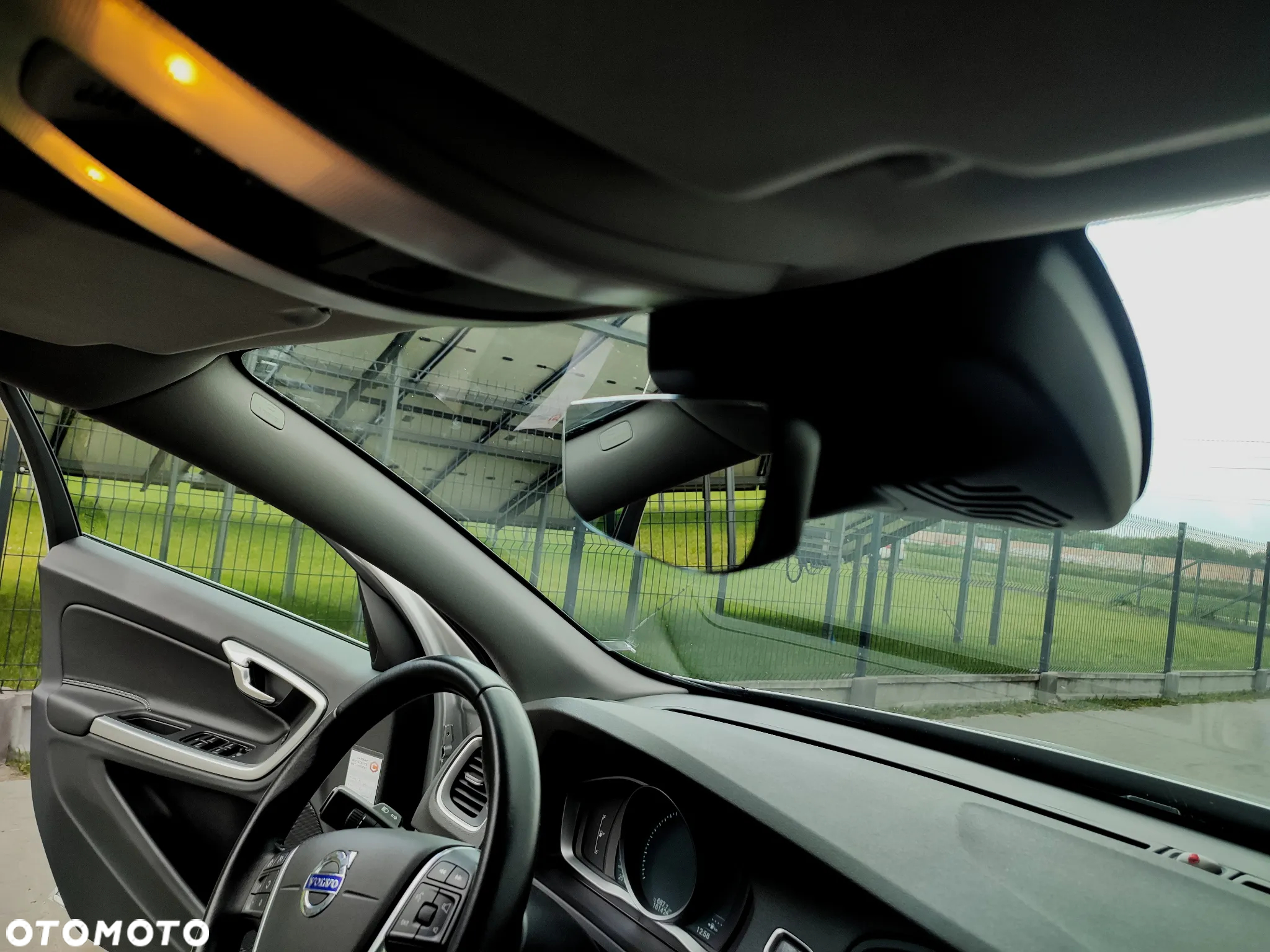 Volvo V60 D3 Momentum - 28