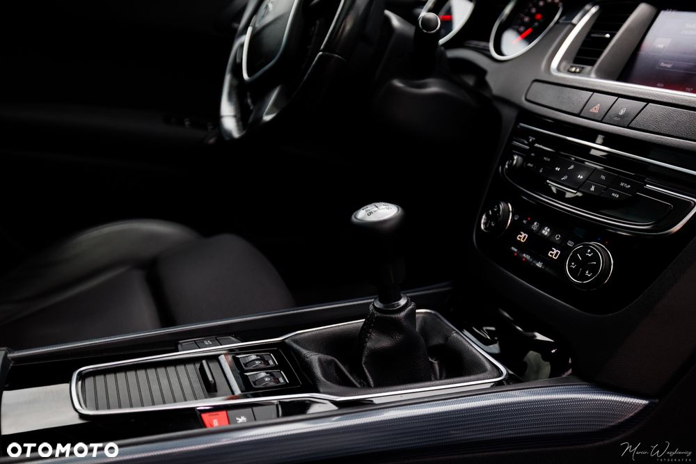 Peugeot 508 2.0 BlueHDi Allure S&S - 21