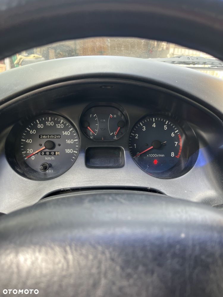 Toyota RAV4 - 8