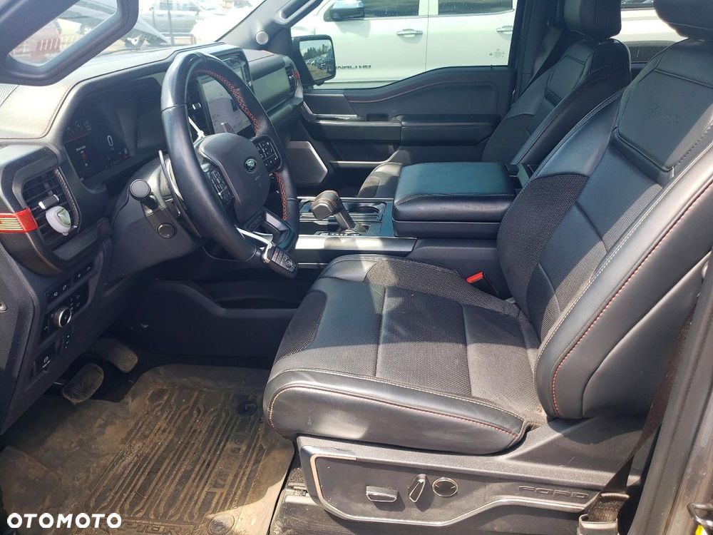 Ford F150 - 6