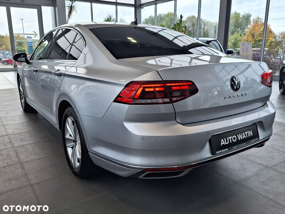 Volkswagen Passat 2.0 TSI Elegance DSG - 3