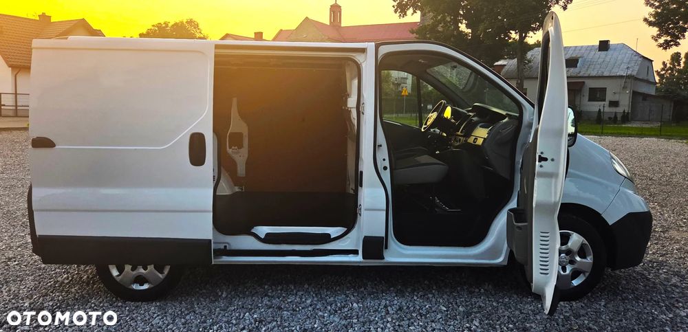 Renault Trafic - 10