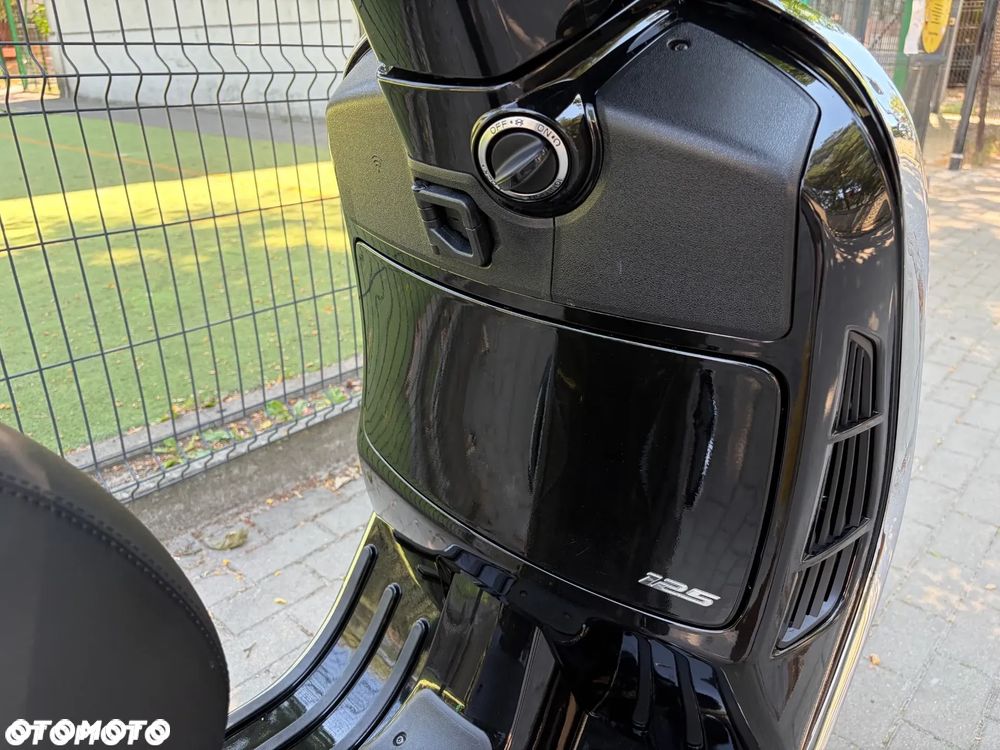 Vespa GTS - 21