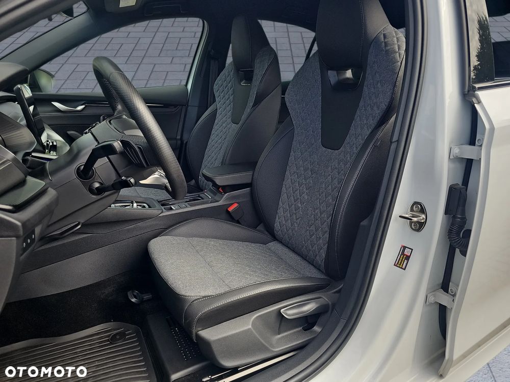 Skoda Octavia 1.5 TSI mHEV Sportline DSG - 8