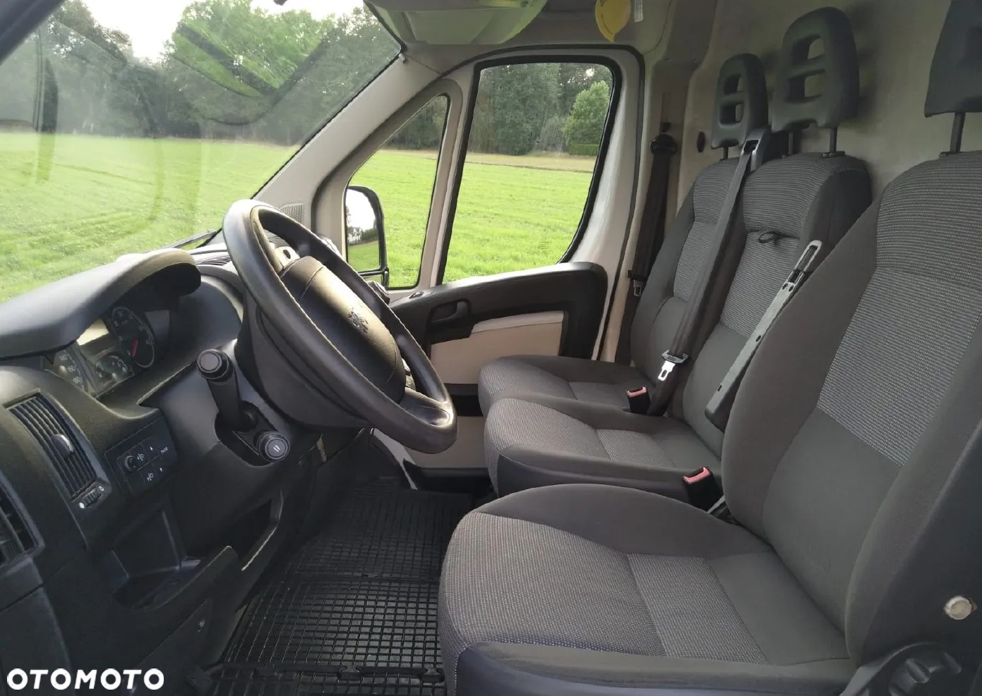 Peugeot Boxer 330 HDi L1H1 - 12