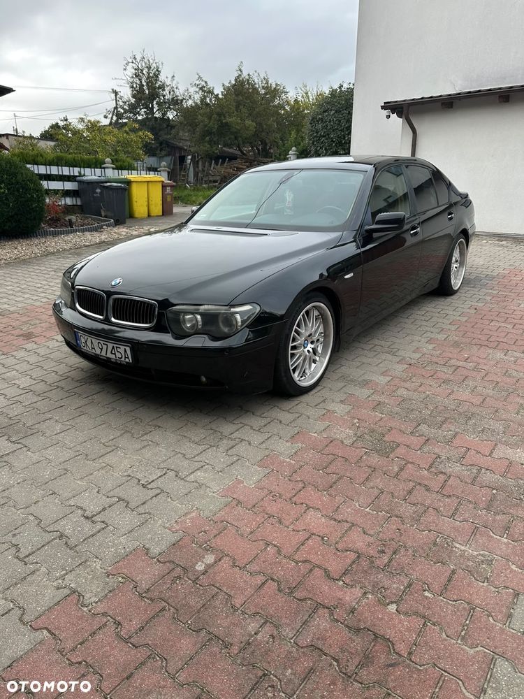 BMW Seria 7 745i - 2