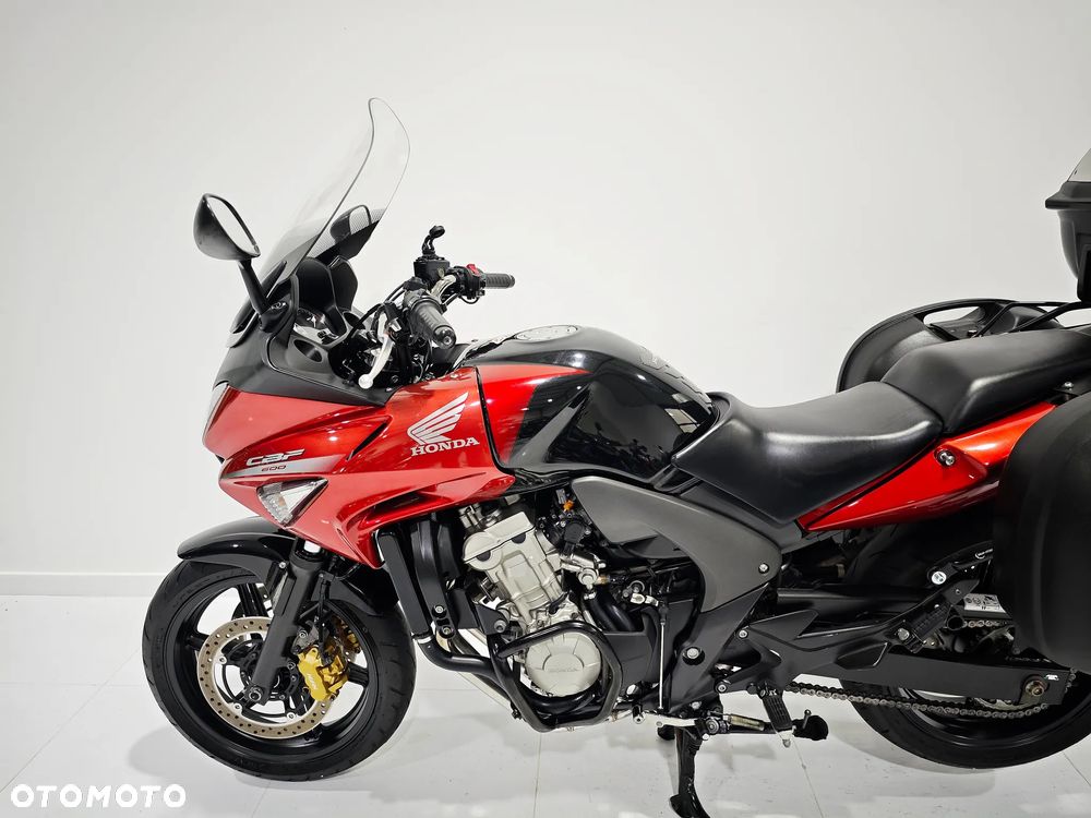 Honda CBF - 13