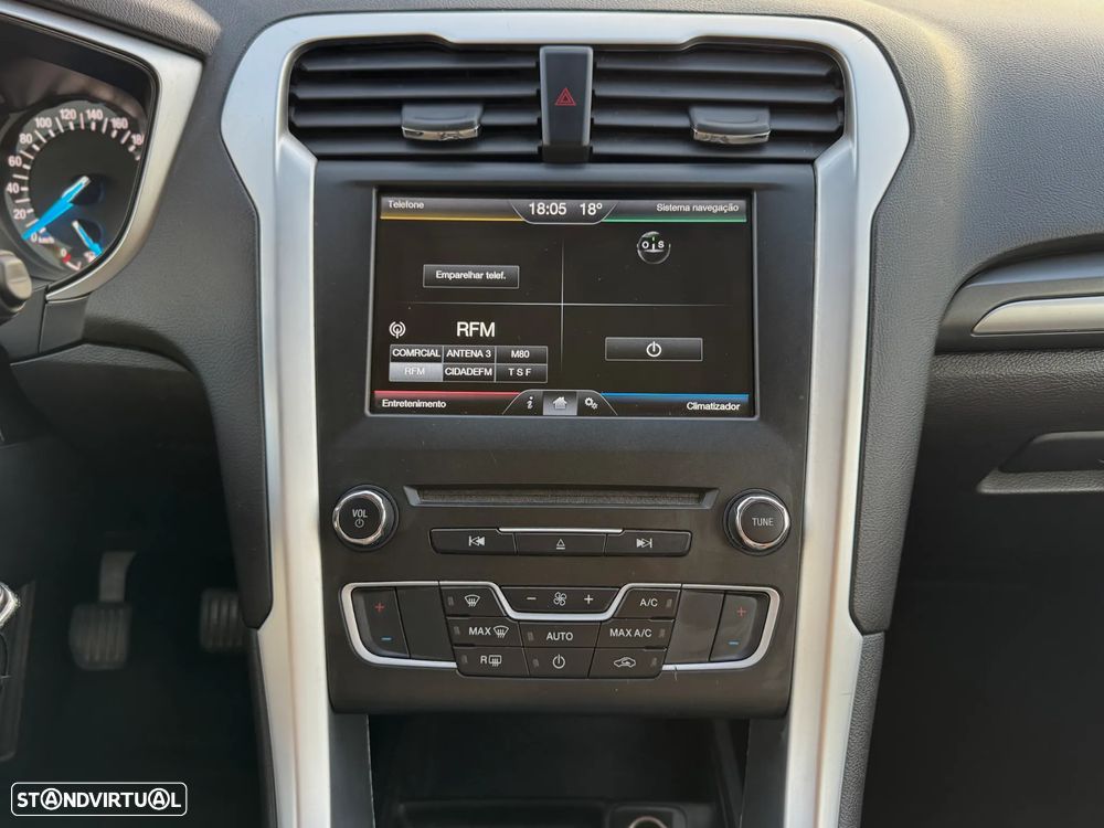 Ford Mondeo SW 1.5 TDCi Titanium - 9