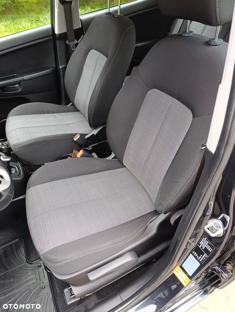 Kia Venga 1.4 CRDi L - 10