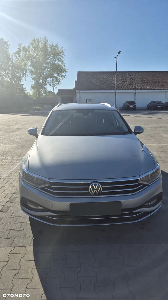 Volkswagen Passat 2.0 TDI EVO Business DSG - 1