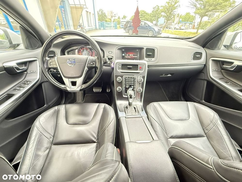 Volvo V60 - 29