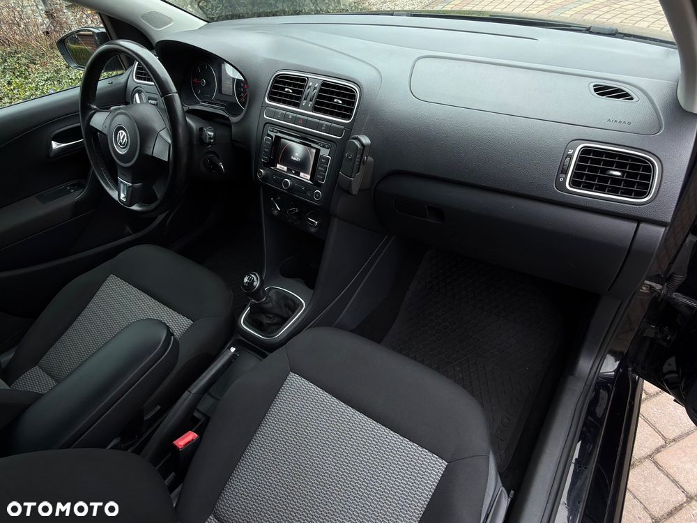 Volkswagen Polo - 25