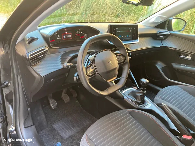 Peugeot 208 1.2 PureTech Allure - 10