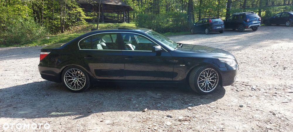 BMW Seria 5 530i - 7