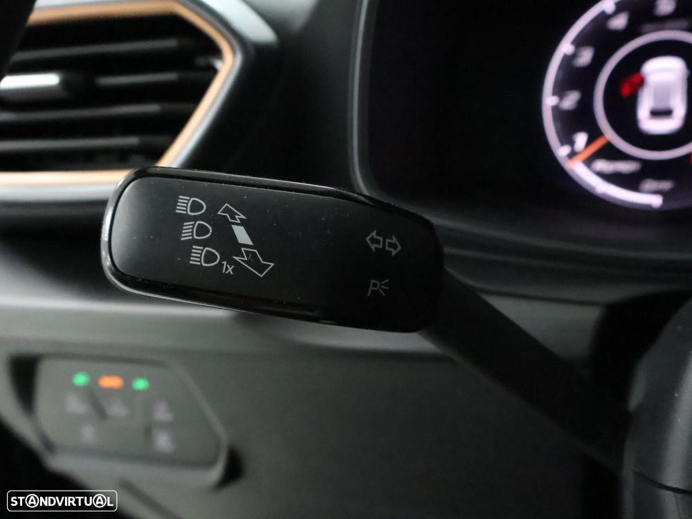 Cupra Leon ST 1.5 eTSI MID DSG - 17