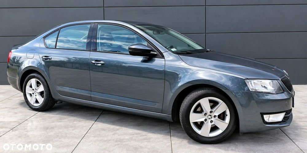 Skoda Octavia 2.0 TDI Edition DSG - 18