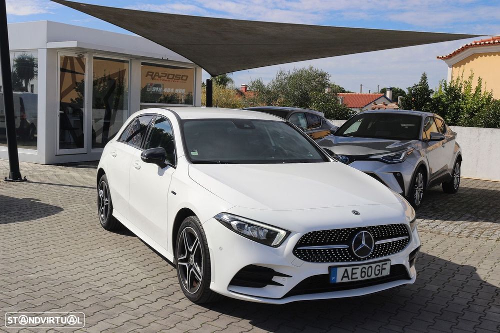 Mercedes-Benz A 250 e AMG Line - 2