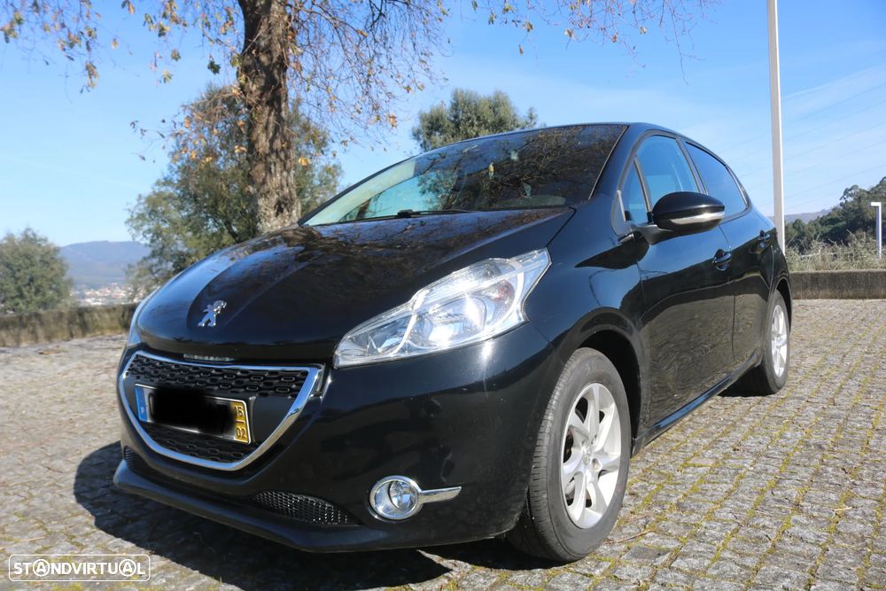 Peugeot 208 1.4 HDi Active - 1
