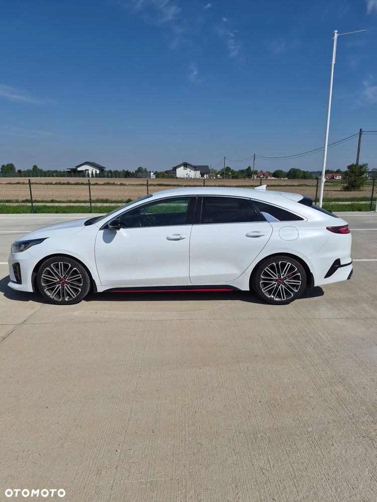Kia ProCeed 1.6 T-GDI GT DCT - 9