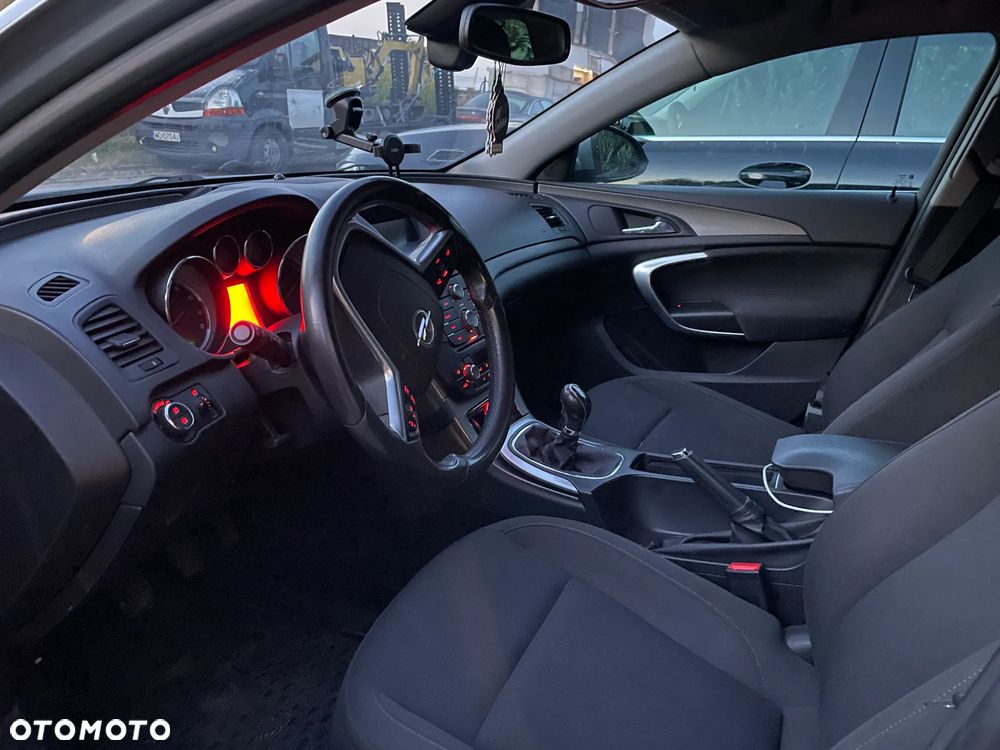 Opel Insignia 1.6 T Edition - 3