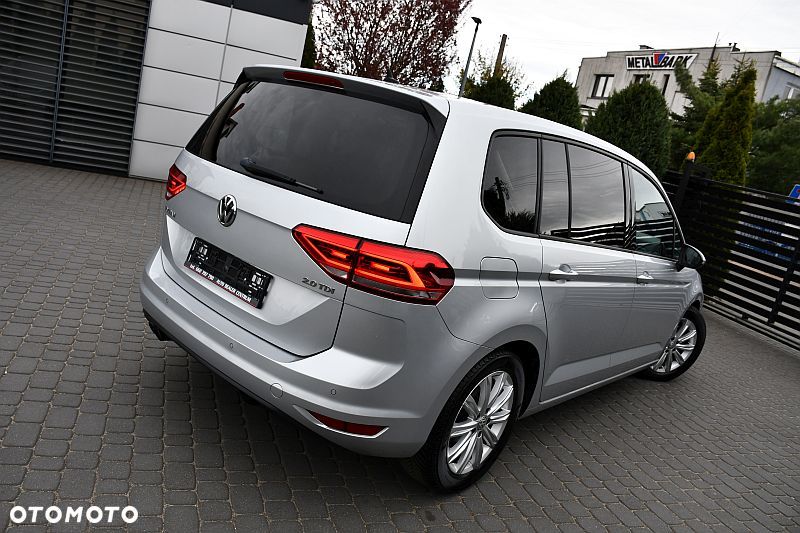 Volkswagen Touran 2.0 TDI BMT Highline DSG - 4