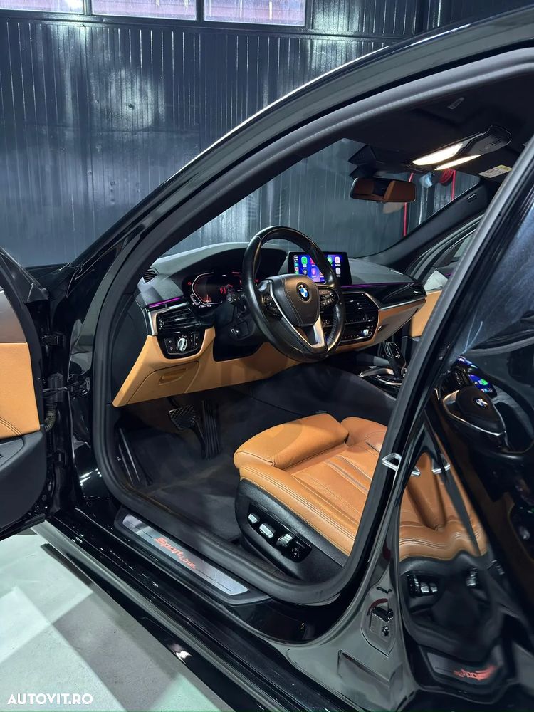 BMW Seria 5 520i Aut. Sport Line - 7