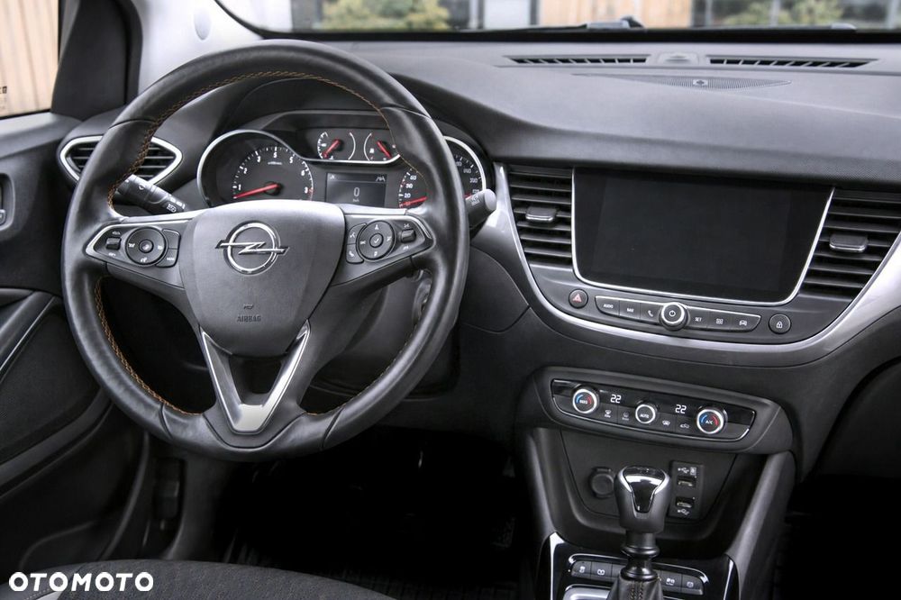 Opel Crossland X - 11