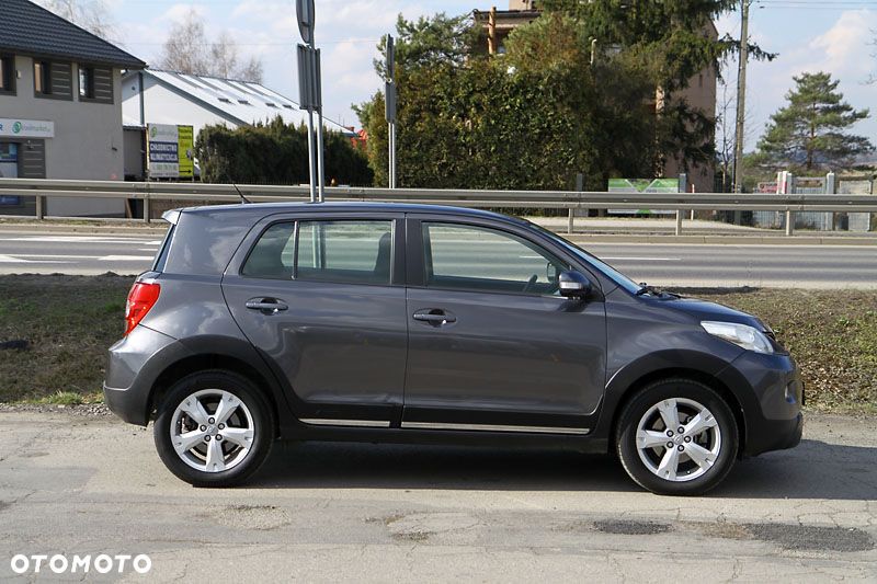 Toyota Urban Cruiser 1.4 D-4D 4x4 Trek - 5