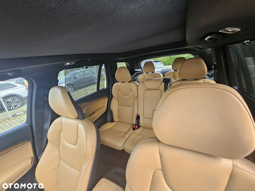 Volvo XC 90 D5 AWD Inscription 7os - 7