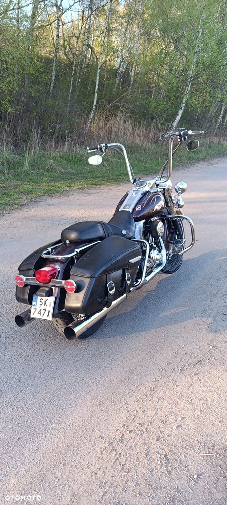 Harley-Davidson Touring Road King - 2