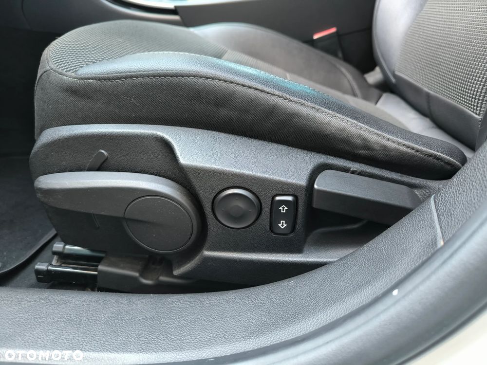 Opel Insignia 2.0 CDTI Sport - 40