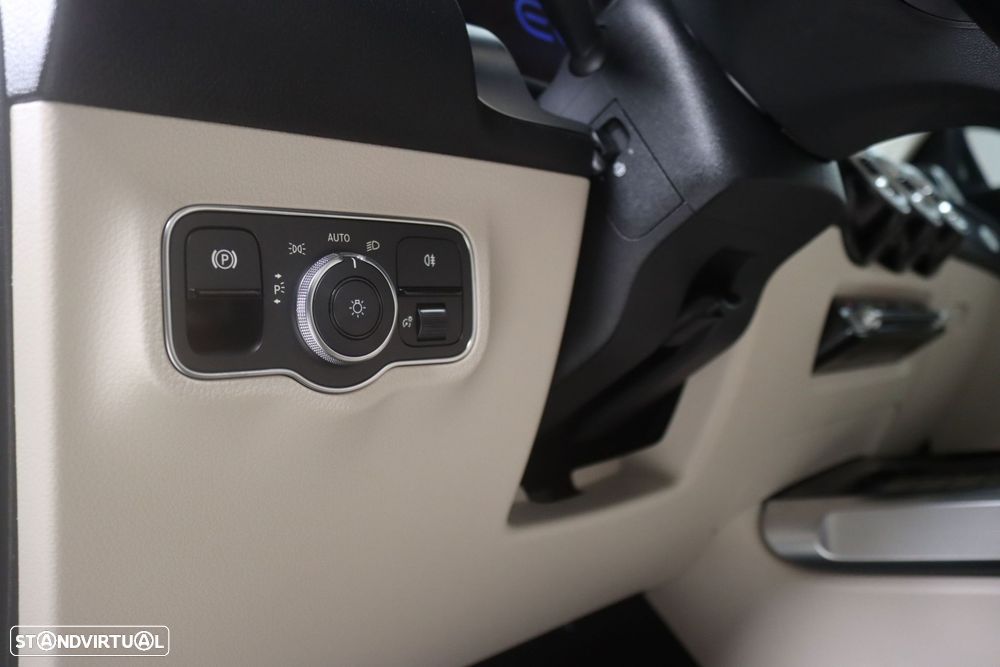 Mercedes-Benz EQB 300 4Matic - 27