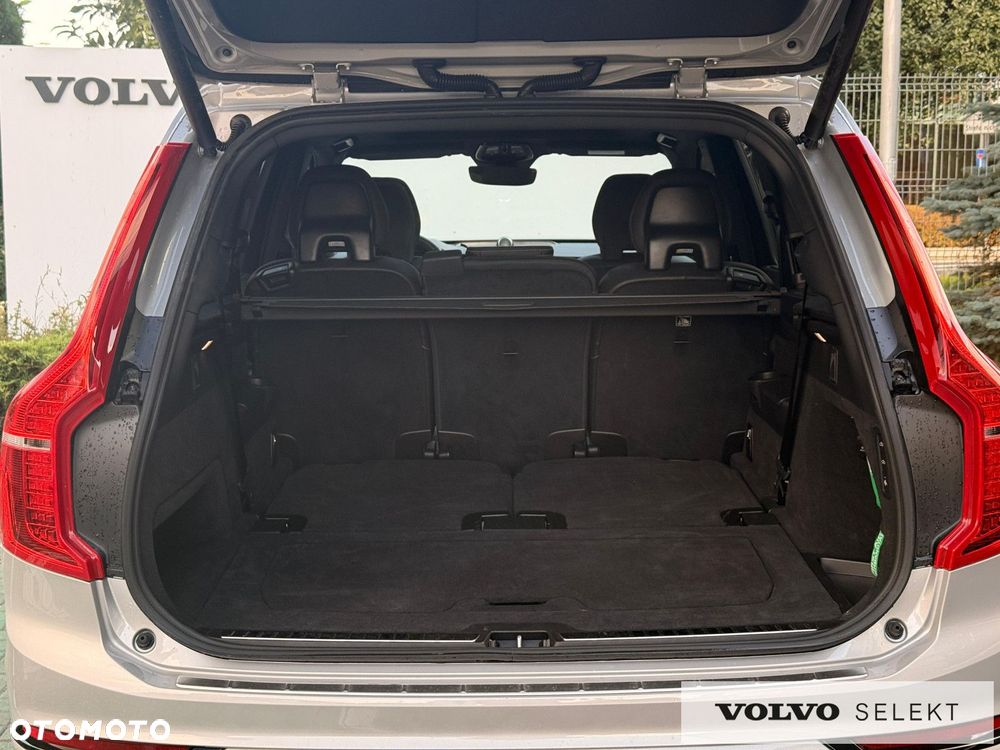 Volvo XC 90 - 32