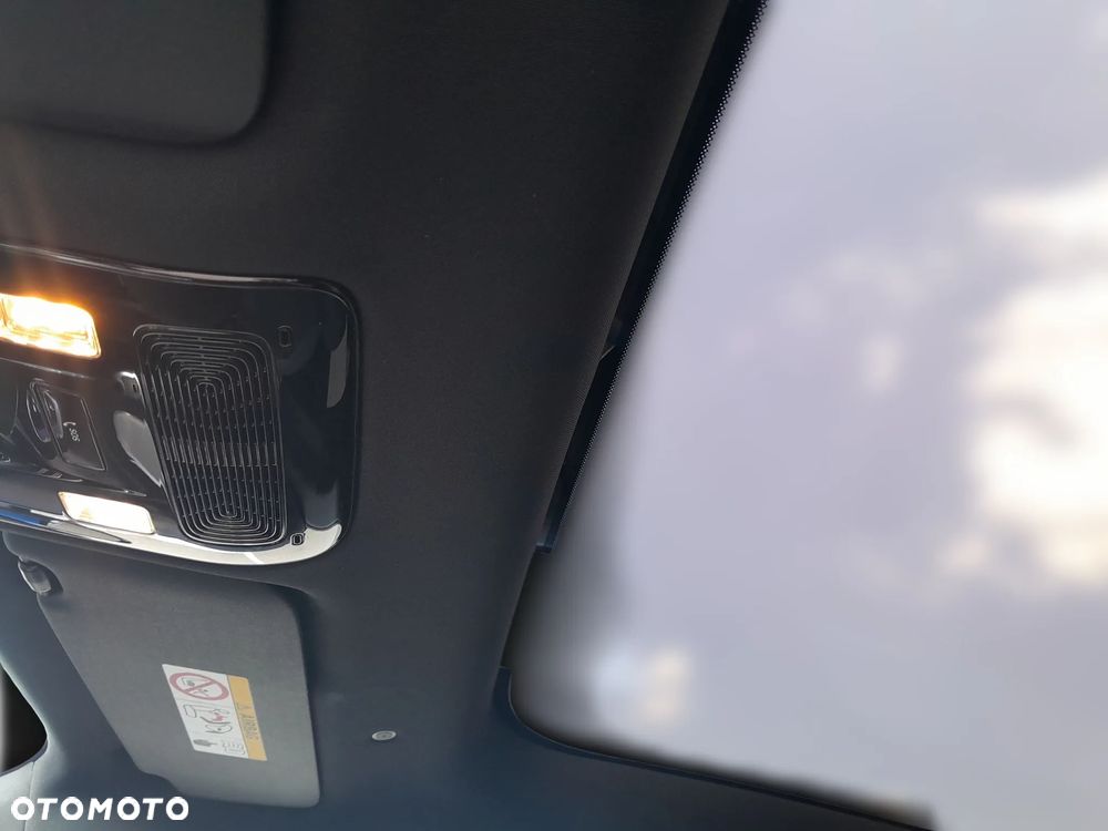 Mercedes-Benz CLA 200 mHEV 8G-DCT - 13