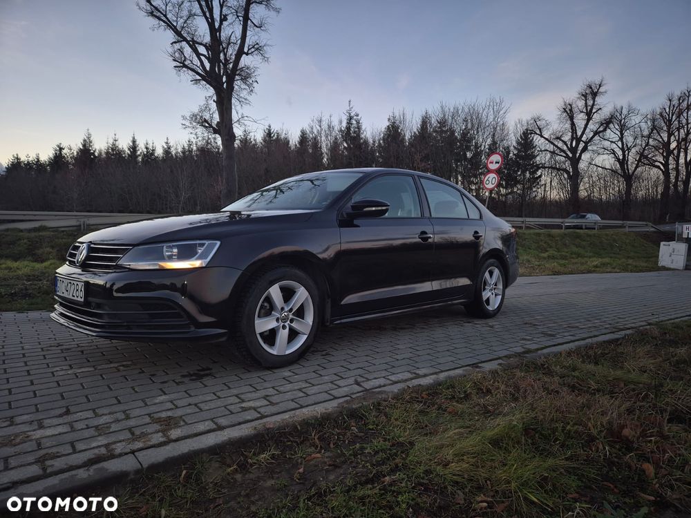 Volkswagen Jetta - 8