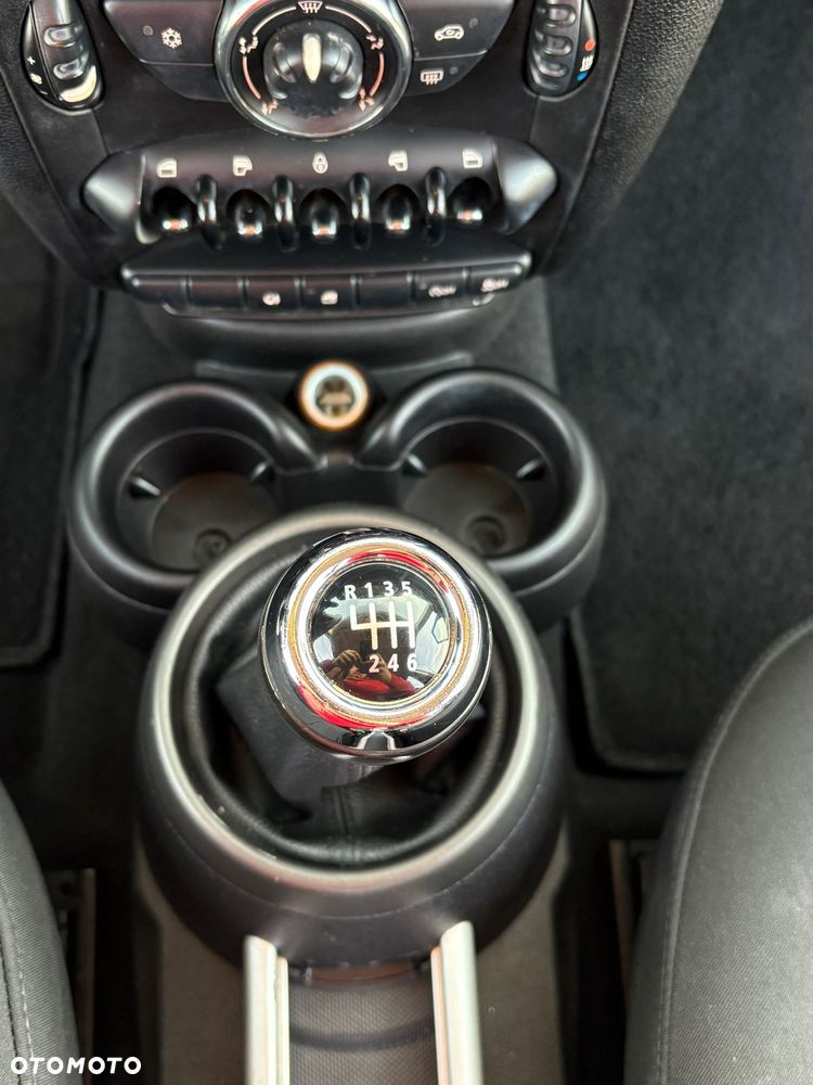 MINI Countryman Cooper D - 8