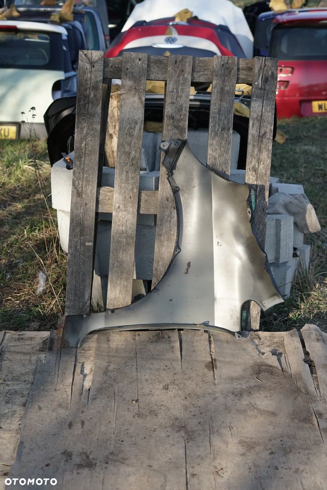 Błotnik przód przedni prawy Honda Jazz II B92P - 6