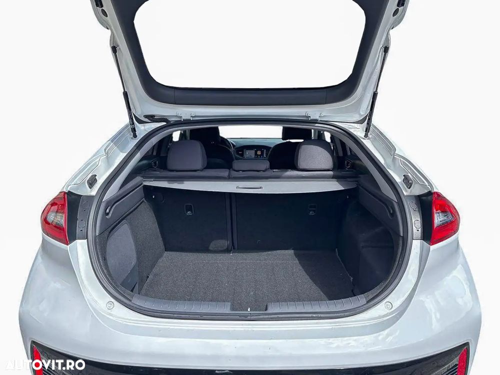 Hyundai IONIQ 1.6 GDI Style - 12