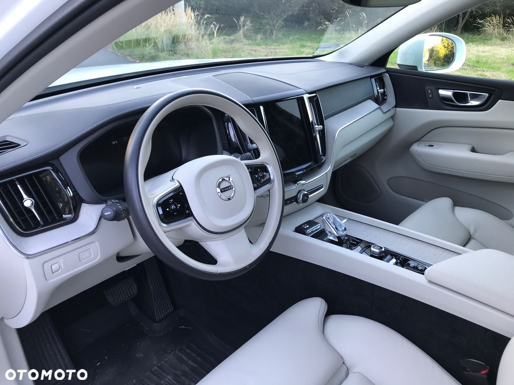 Volvo XC 60 - 2