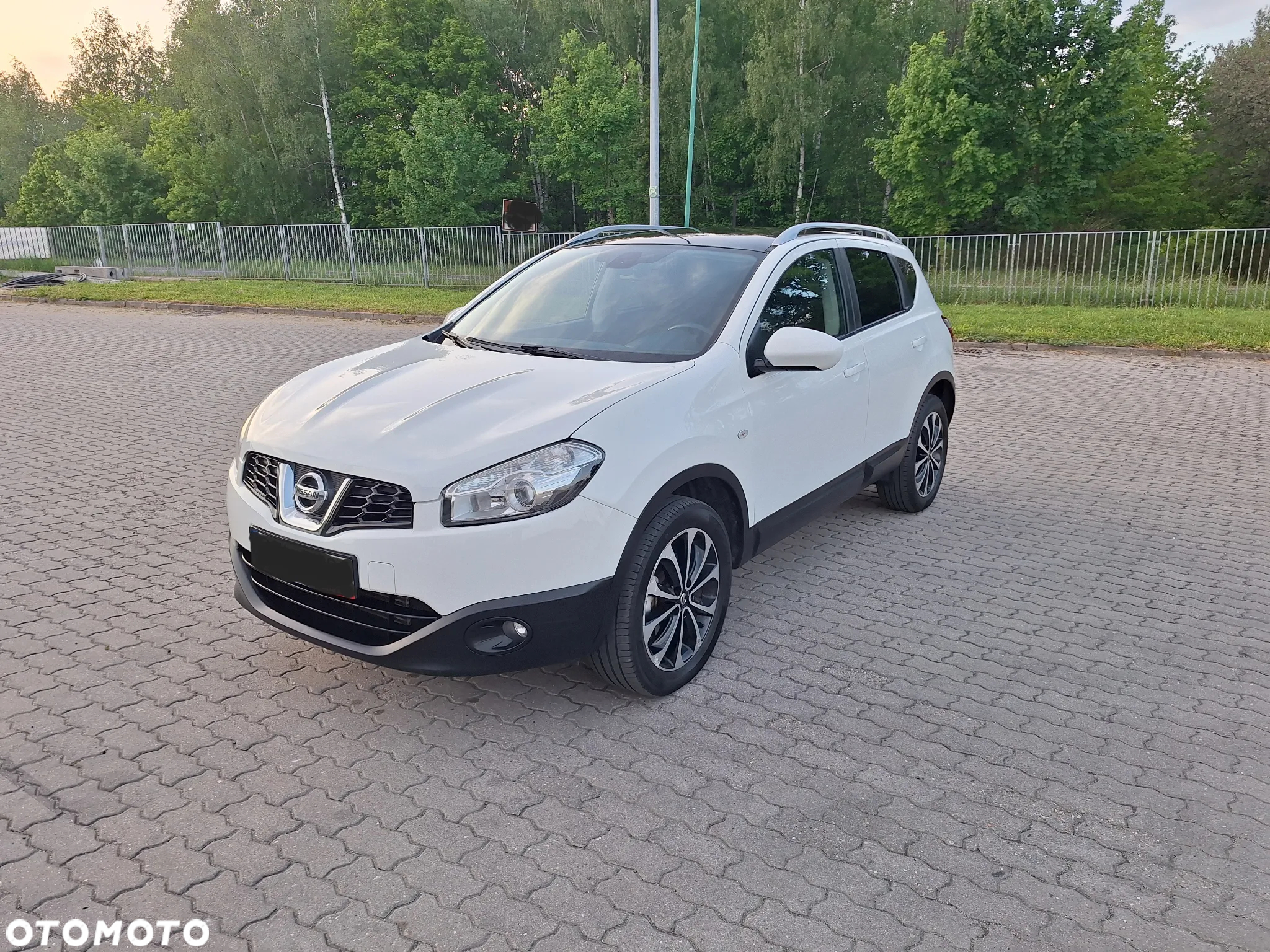 Nissan Qashqai - 2