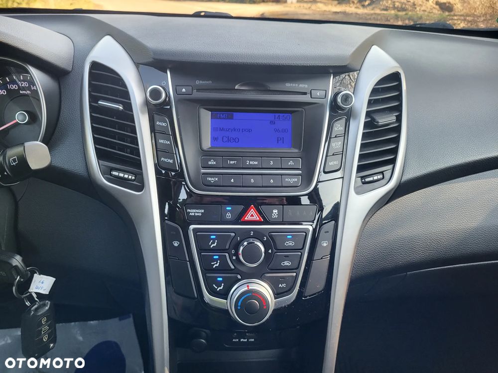 Hyundai i30 1.6 GDI BlueDrive Go - 17