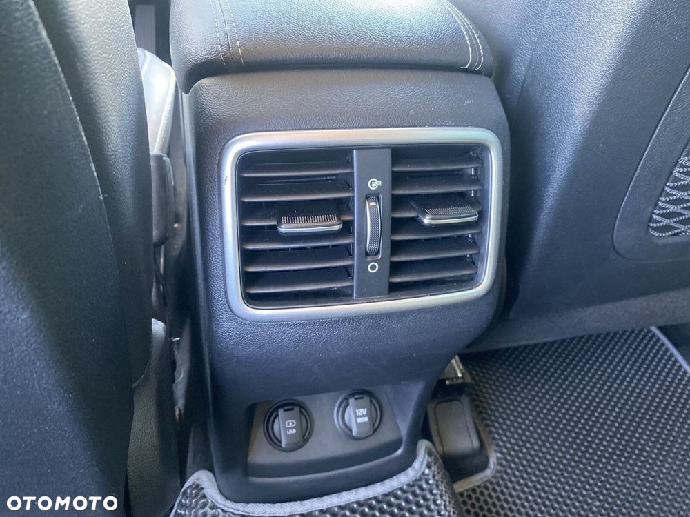 Kia Sportage - 13