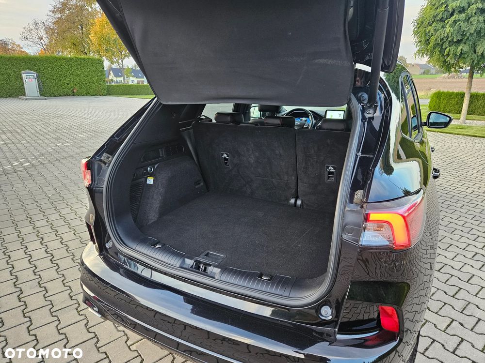 Ford Kuga 2.0 EcoBlue Hybrid ST-LINE X - 32