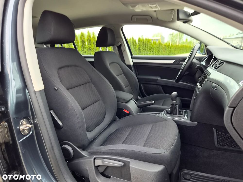 Skoda Superb 2.0 TDI Ambition - 15