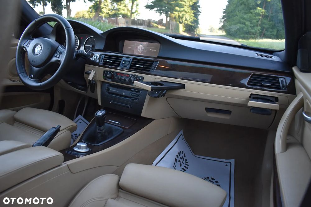 BMW Seria 3 320d - 26